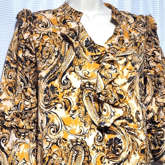 SARU Silky Ruffled Blouse (L) - Picture 4 of 8